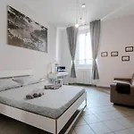 Oda ve Kahvaltı Downtown 3*