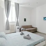 Downtown 3* Como