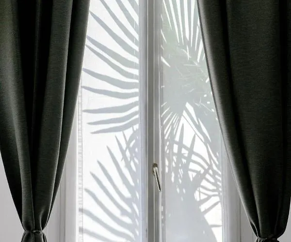 לינה וארוחת בוקר Downtown