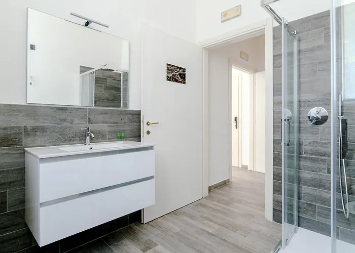 Downtown Oda ve Kahvaltı Como